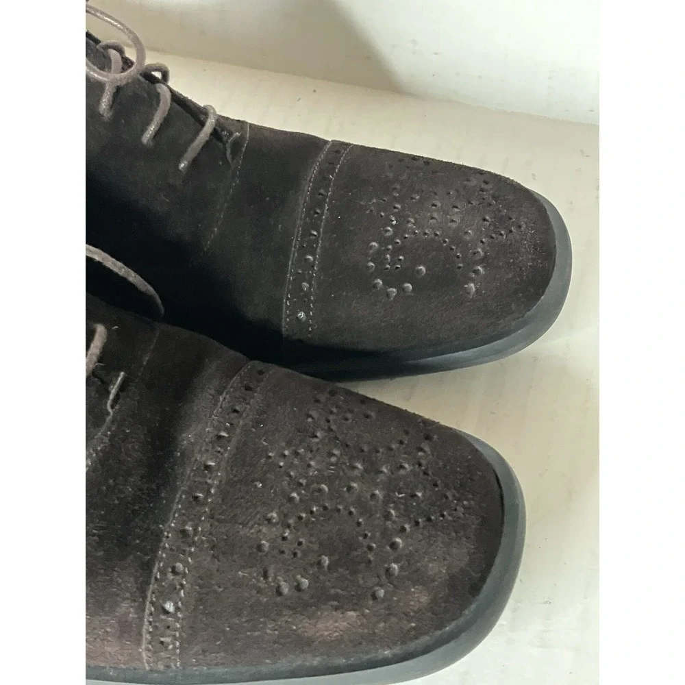 Bruno Magli Italian shoes 9.5 Brown‎ Suede never worn Women